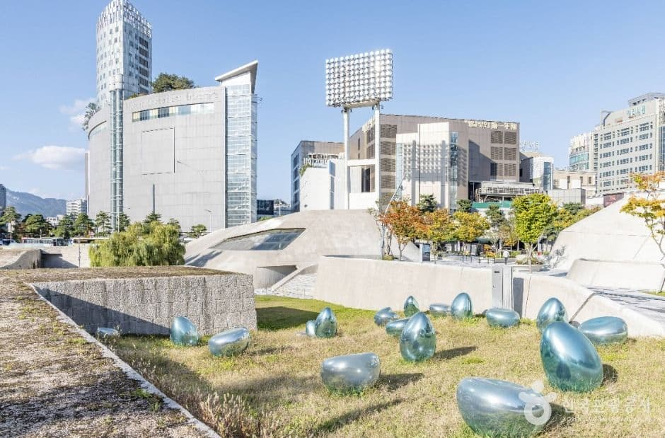 동대문역사문화공원 반려견 동반 장소 이미지